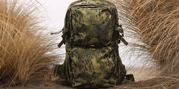 quiet stalking hunt pack AU