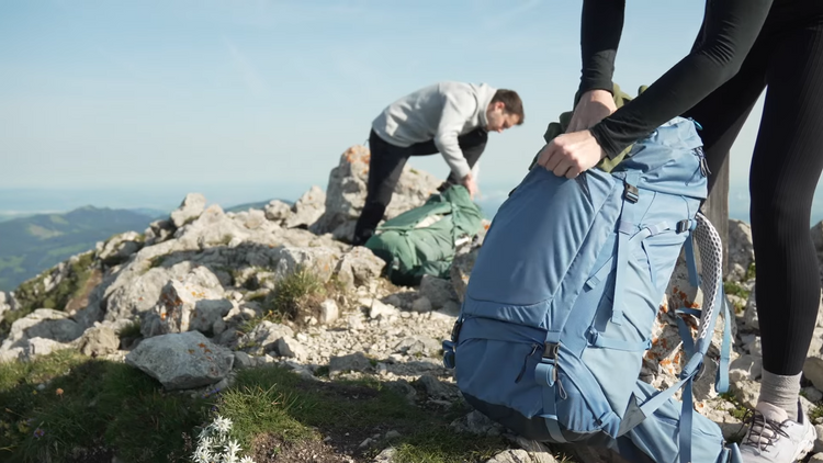 best light load hike day pack AU