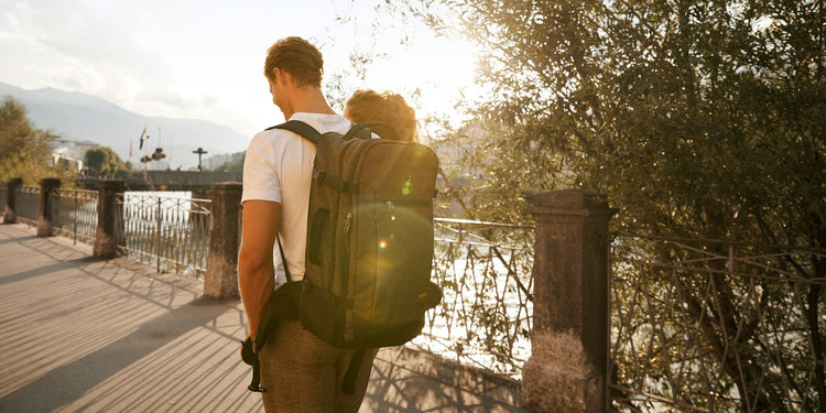 carry and roller bags for travel Australia